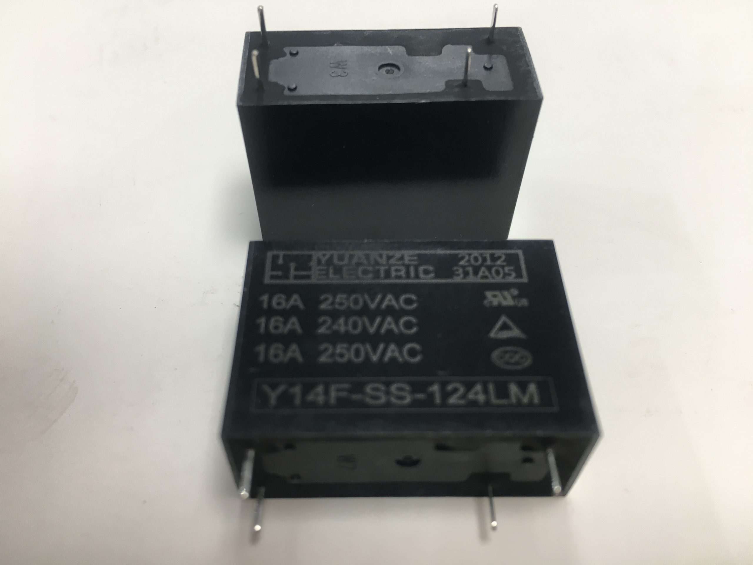 رله کتابی YUANZE 24V-1B-16A رله کتابی YUANZE 24V-1B-16A