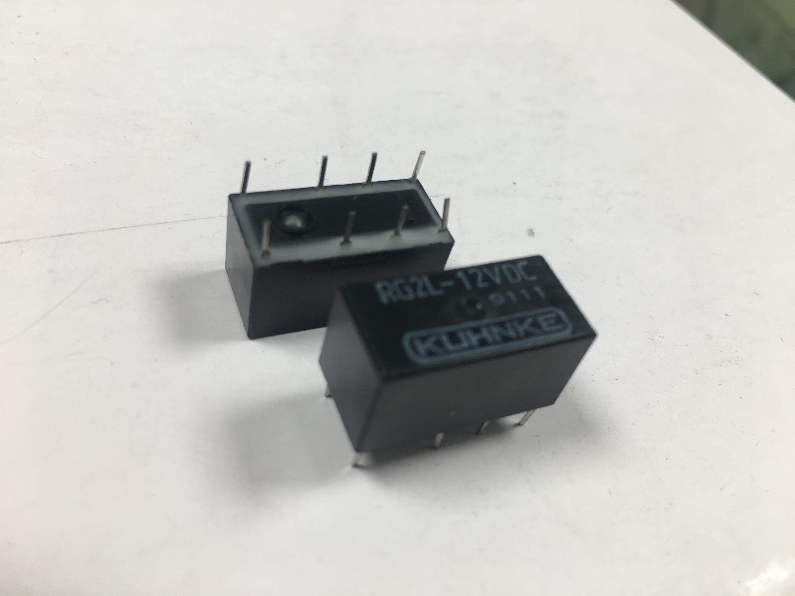 RGL2 12V رله مخابراتی ژاپنی KUHNKE RG2L-12V 12V-2C-1A